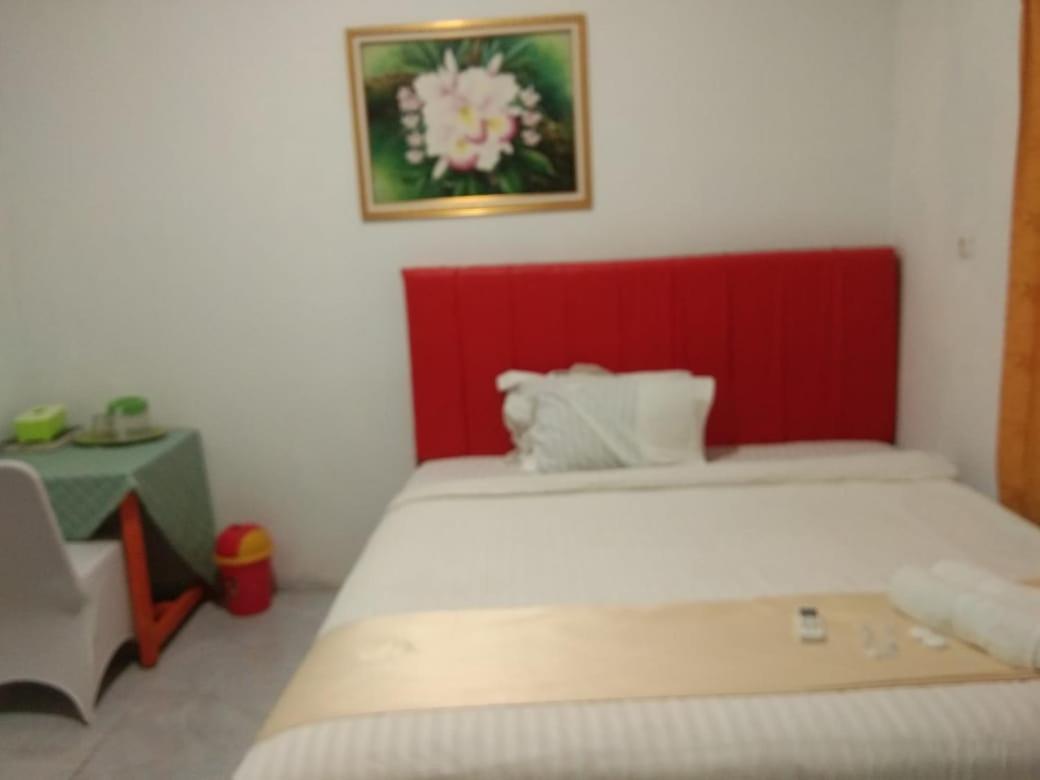 Hotel Krui Syariah Buitenkant foto